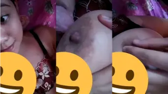 Mbak Nadia Pelintir Uting Susu Gede Video by PlayBokep